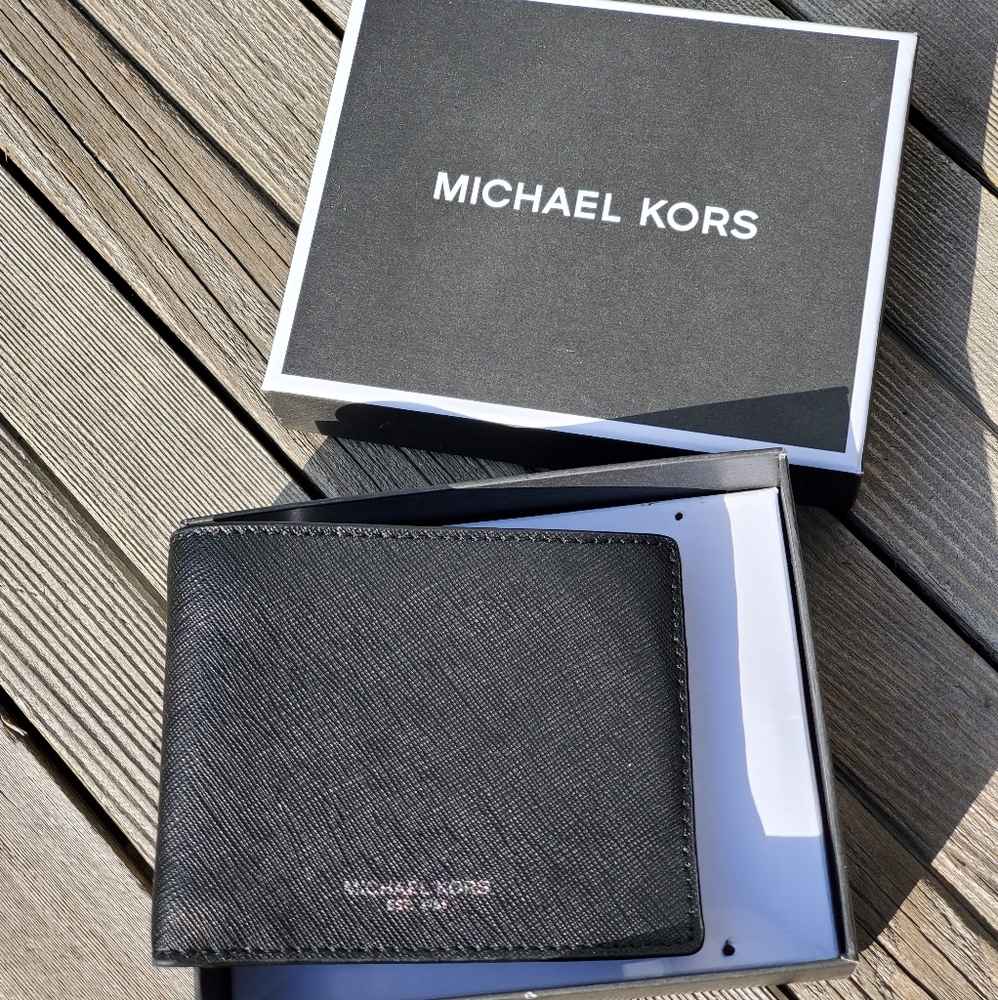 Michael Kors Harrison Black Leather Wallet
